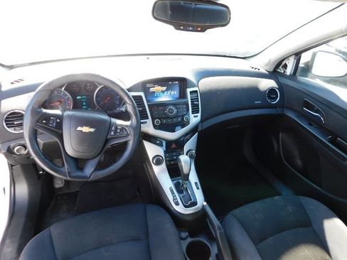 Used 2016 Chevrolet Cruze LT image 15