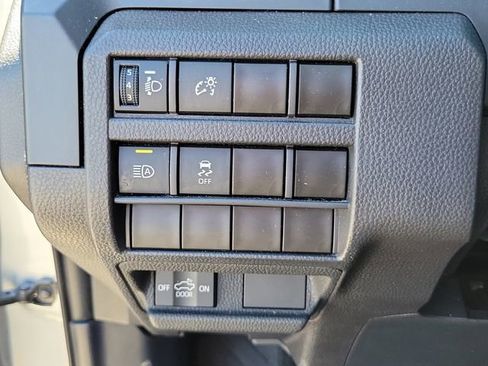 Used 2024 Toyota Tacoma SR image 27