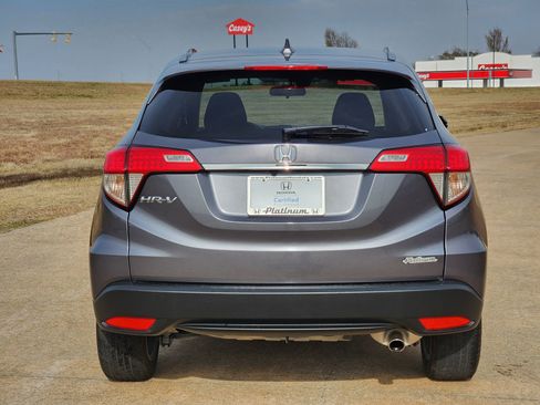 Used 2021 Honda HR-V EX image 8