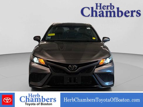 Used 2023 Toyota Camry SE w/ Cold Weather Package AWD/4WD image 2