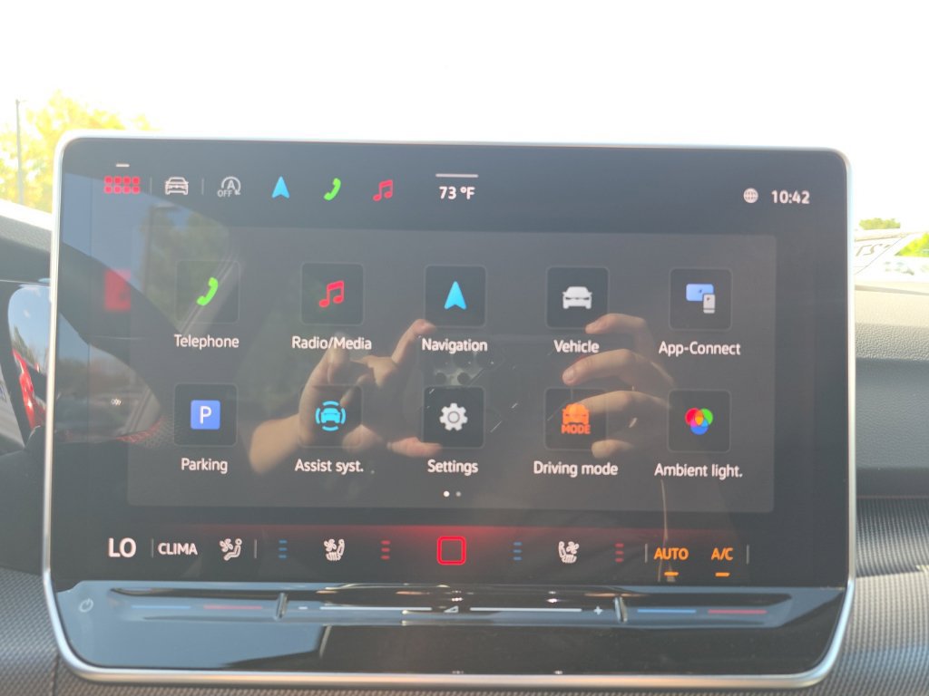 New 2026 Volkswagen GTI SE FWD image 17
