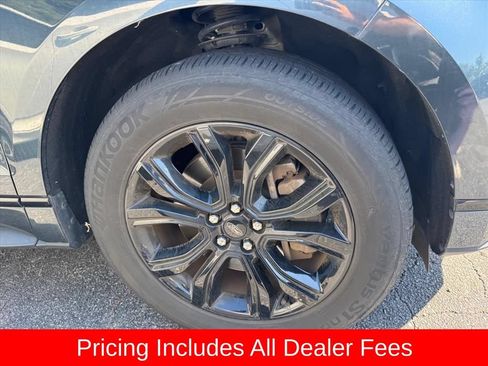 Used 2024 Ford Edge SE w/ Black Appearance Package AWD/4WD image 2