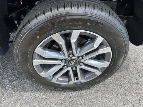 New 2026 Toyota 4Runner Limited AWD/4WD image 10