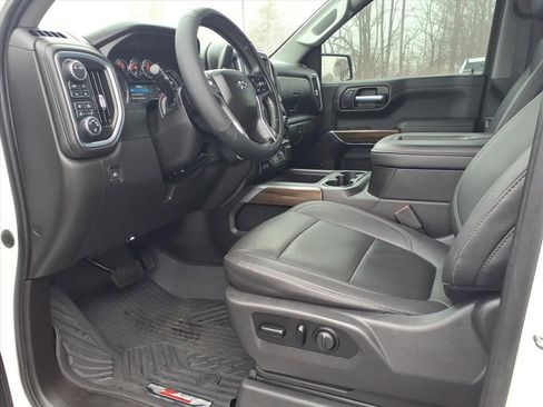 Used 2021 Chevrolet Silverado 1500 LT Trail Boss w/ Convenience Package II image 14