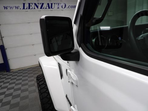 Used 2021 Jeep Gladiator Sport AWD/4WD image 64