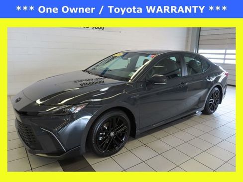 Used 2026 Toyota Camry SE w/ Convenience Package FWD image 1