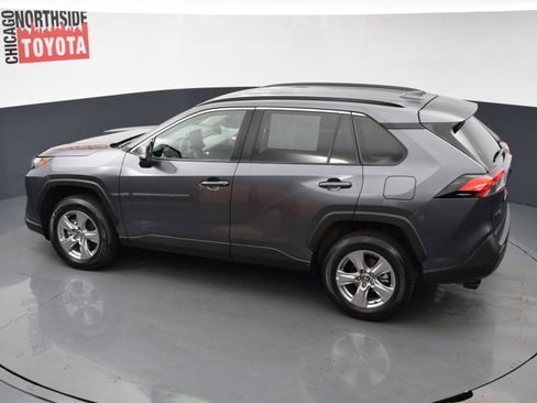 Used 2025 Toyota RAV4 XLE AWD/4WD image 18
