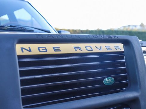 Used 2002 Land Rover Range Rover HSE image 13
