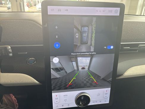 Used 2024 Ford Mustang Mach-E Premium image 28