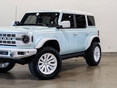 Used 2025 Ford Bronco Heritage Edition image 26