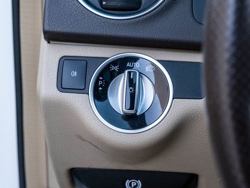 Used 2014 Mercedes-Benz C 350 Coupe w/ Multimedia Package image 25