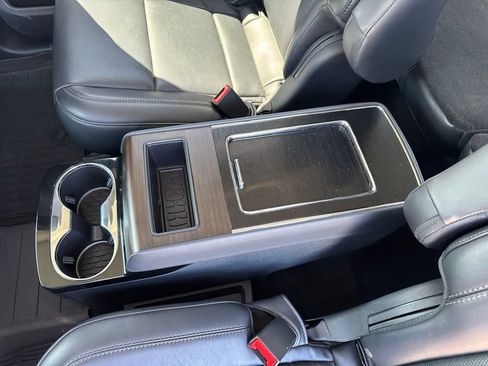 Used 2025 Lincoln Aviator Reserve w/ Luxury Package AWD/4WD image 23