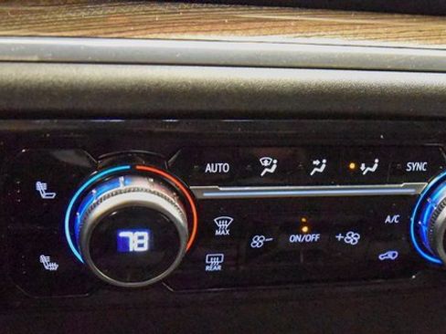 Used 2024 GMC Sierra 1500 Elevation image 18