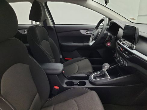 Used 2023 Kia Forte LXS FWD image 21