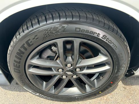 Used 2019 Dodge Challenger GT w/ Blacktop Package AWD/4WD image 9