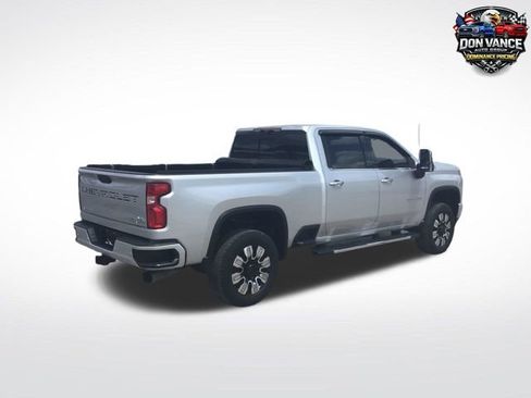 Used 2020 Chevrolet Silverado 2500 High Country w/ Z71 Off-Road Package AWD/4WD image 5