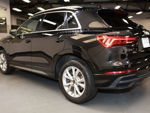 Used 2023 Audi Q3 2.0T Premium image 5