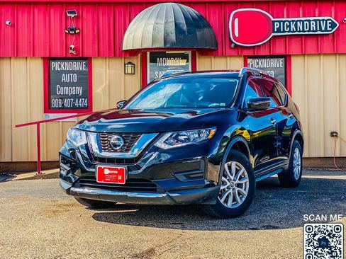 Used 2019 Nissan Rogue SV image 2