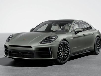 New 2026 Porsche Panamera 4
