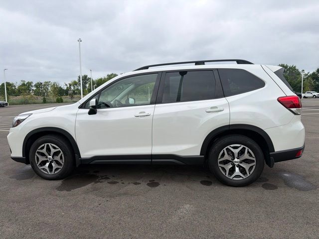 Used 2021 Subaru Forester Premium AWD/4WD image 14