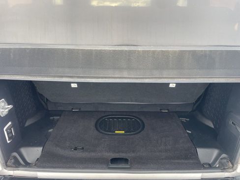 Used 2016 Jeep Wrangler Sport image 9