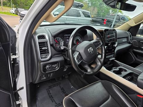 Used 2021 RAM 1500 Laramie AWD/4WD image 23