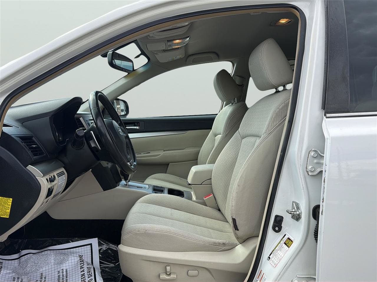 Used 2012 Subaru Outback 2.5i Premium AWD/4WD image 10