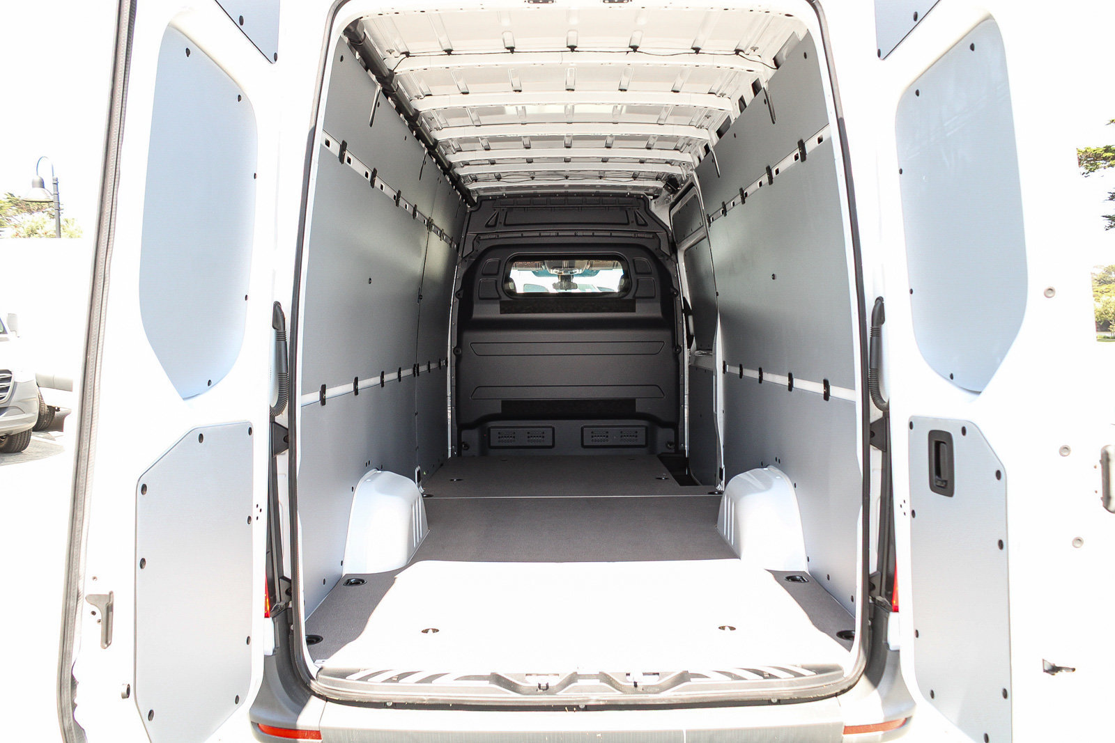 New 2024 Mercedes-Benz Sprinter 2500 image 27