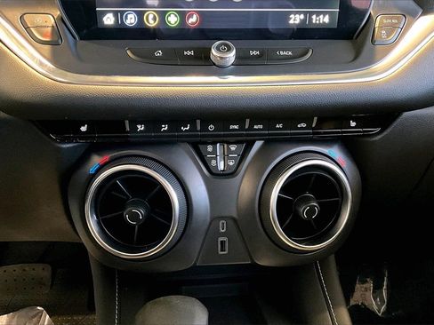 Used 2023 Chevrolet Blazer LT w/ Convenience Package image 31