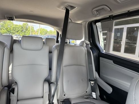 Used 2023 Honda Odyssey EX-L image 19