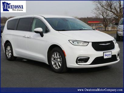 Certified 2023 Chrysler Pacifica Touring-L
