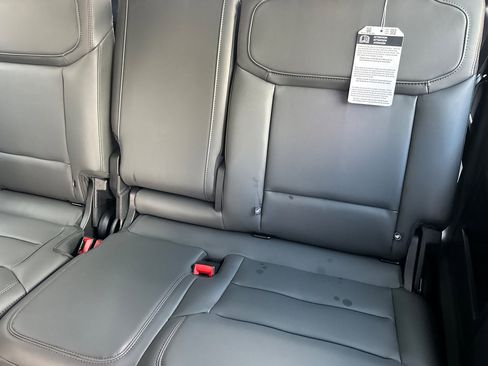 New 2025 Ford Expedition Active image 15