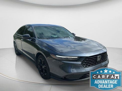 Used 2025 Honda Accord SE image 3