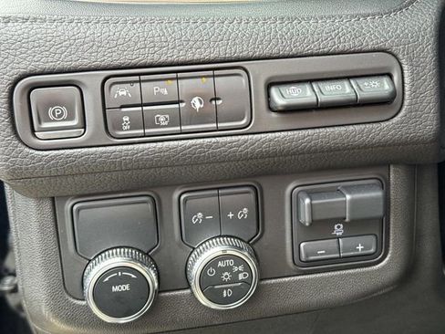 Used 2023 GMC Yukon XL Denali w/ Max Trailering Package image 26