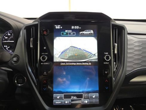 Certified 2025 Subaru Forester Premium AWD/4WD image 22