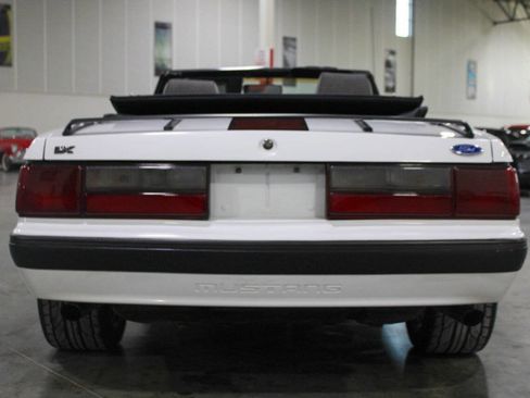 Used 1989 Ford Mustang LX image 6