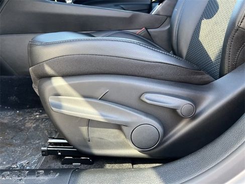 New 2026 Jeep Compass Latitude image 8