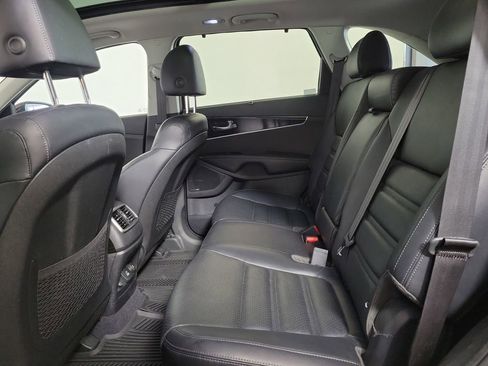 Used 2019 Kia Sorento EX w/ EX Touring Package AWD/4WD image 22