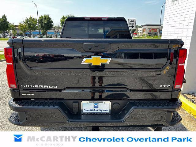 New 2026 Chevrolet Silverado 2500 LTZ w/ Z71 Chrome Sport Edition AWD/4WD image 4