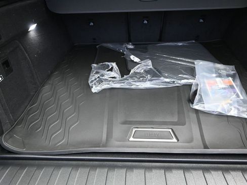 New 2026 BMW X5 sDrive40i image 21