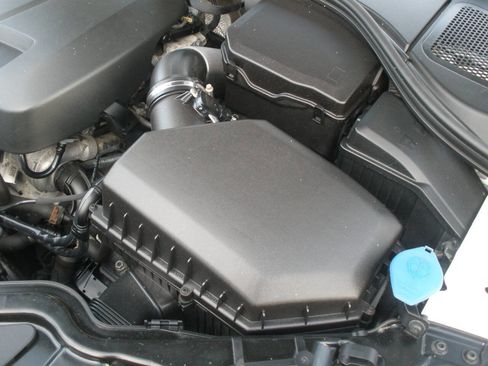 Used 2015 Volvo S60 T5 Premier image 12