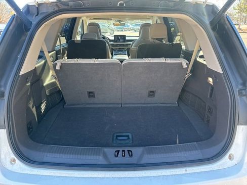 Used 2020 Lincoln Aviator Reserve w/ Equipment Group 202A image 24