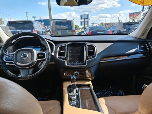 Used 2016 Volvo XC90 T6 Momentum w/ Protection Package Plus AWD/4WD image 15