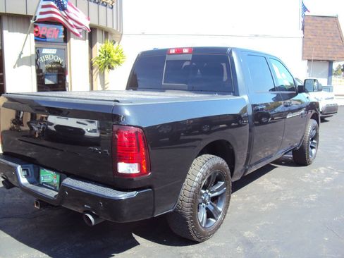 Used 2016 RAM 1500 Sport w/ Black Ram 1500 Sport Group AWD/4WD image 6