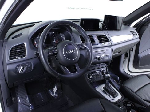 Used 2018 Audi Q3 2.0T Premium image 18