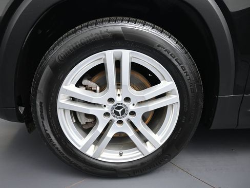 Used 2020 Mercedes-Benz GLB 250 4MATIC image 14