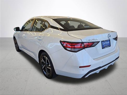 Used 2024 Nissan Sentra SV image 10