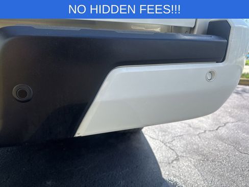 Used 2022 Nissan Frontier SV w/ Technology Package image 8