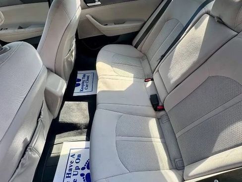 Used 2016 Hyundai Sonata SE image 9