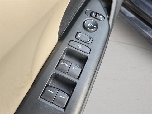 Used 2018 Honda Civic LX image 14